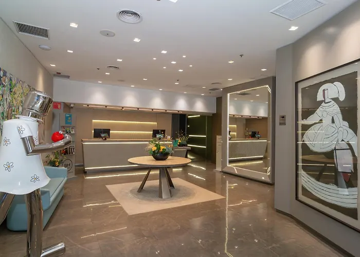 Hotel Sh Colon Valenza